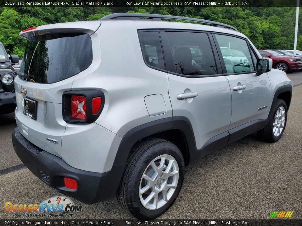 2019 Jeep Renegade Latitude 4x4 Glacier Metallic / Black Photo #6