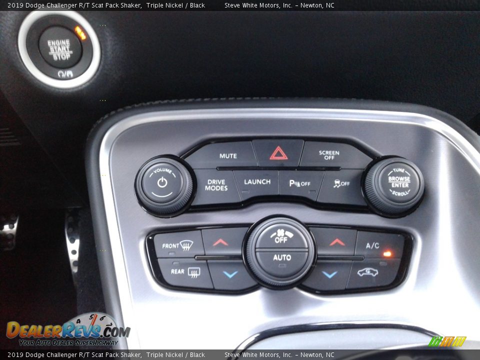 2019 Dodge Challenger R/T Scat Pack Shaker Triple Nickel / Black Photo #30