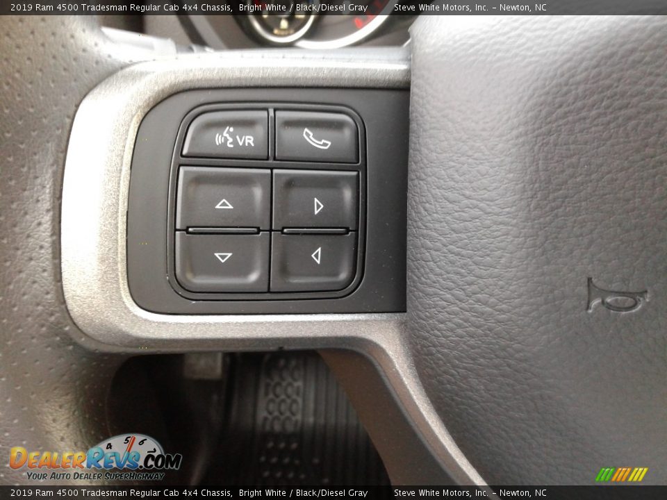 2019 Ram 4500 Tradesman Regular Cab 4x4 Chassis Bright White / Black/Diesel Gray Photo #15