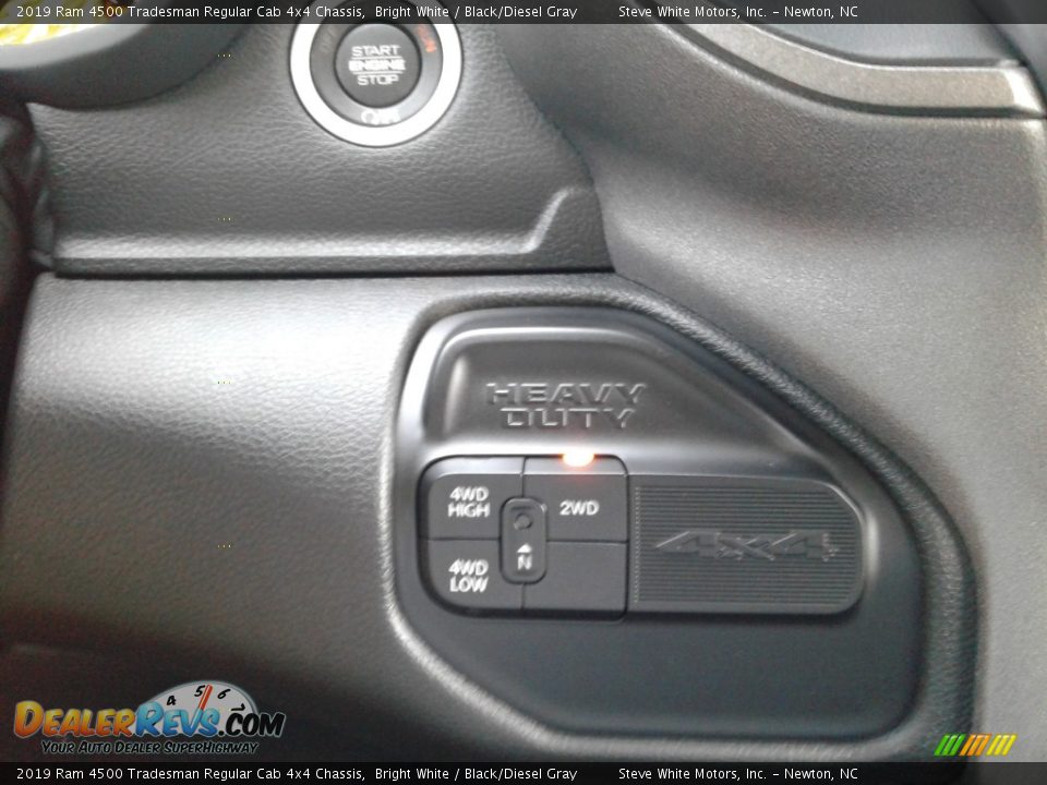 2019 Ram 4500 Tradesman Regular Cab 4x4 Chassis Bright White / Black/Diesel Gray Photo #21