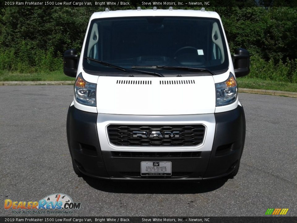 2019 Ram ProMaster 1500 Low Roof Cargo Van Bright White / Black Photo #3