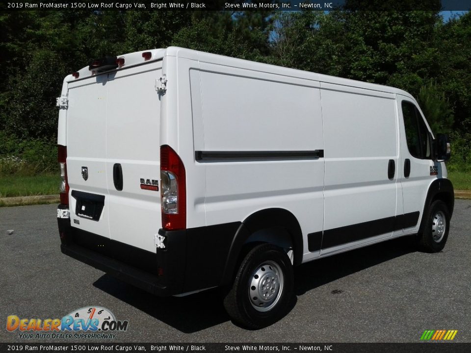 2019 Ram ProMaster 1500 Low Roof Cargo Van Bright White / Black Photo #6