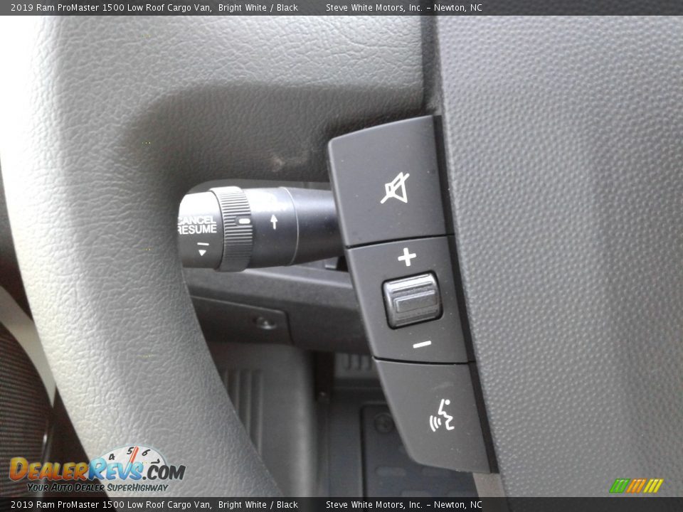 2019 Ram ProMaster 1500 Low Roof Cargo Van Bright White / Black Photo #14