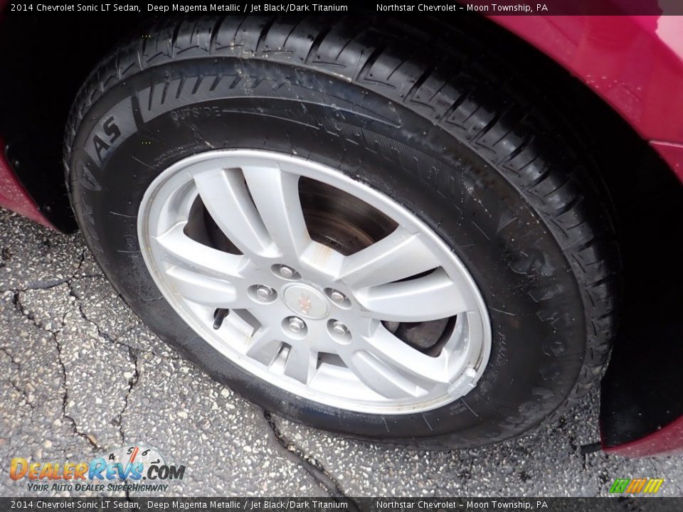 2014 Chevrolet Sonic LT Sedan Deep Magenta Metallic / Jet Black/Dark Titanium Photo #14