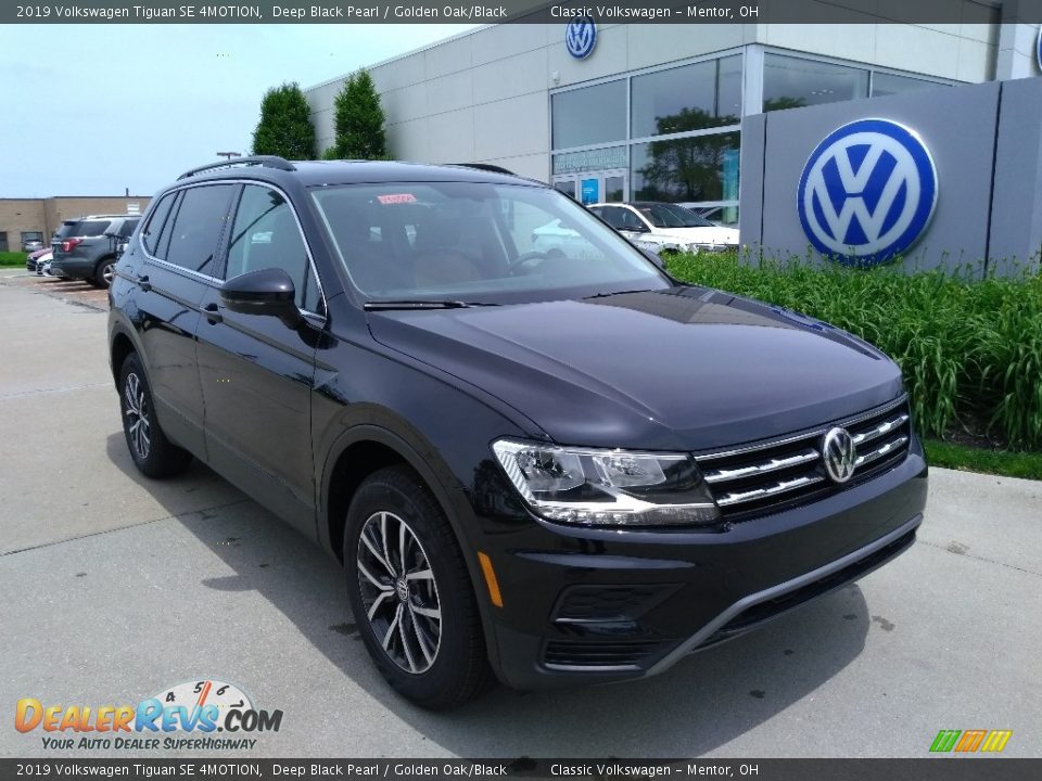 2019 Volkswagen Tiguan SE 4MOTION Deep Black Pearl / Golden Oak/Black Photo #1