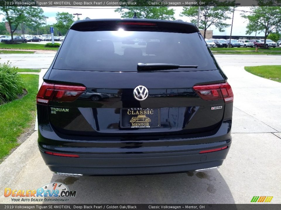 2019 Volkswagen Tiguan SE 4MOTION Deep Black Pearl / Golden Oak/Black Photo #5