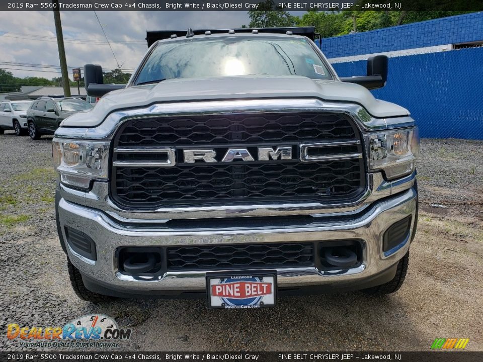 2019 Ram 5500 Tradesman Crew Cab 4x4 Chassis Bright White / Black/Diesel Gray Photo #2