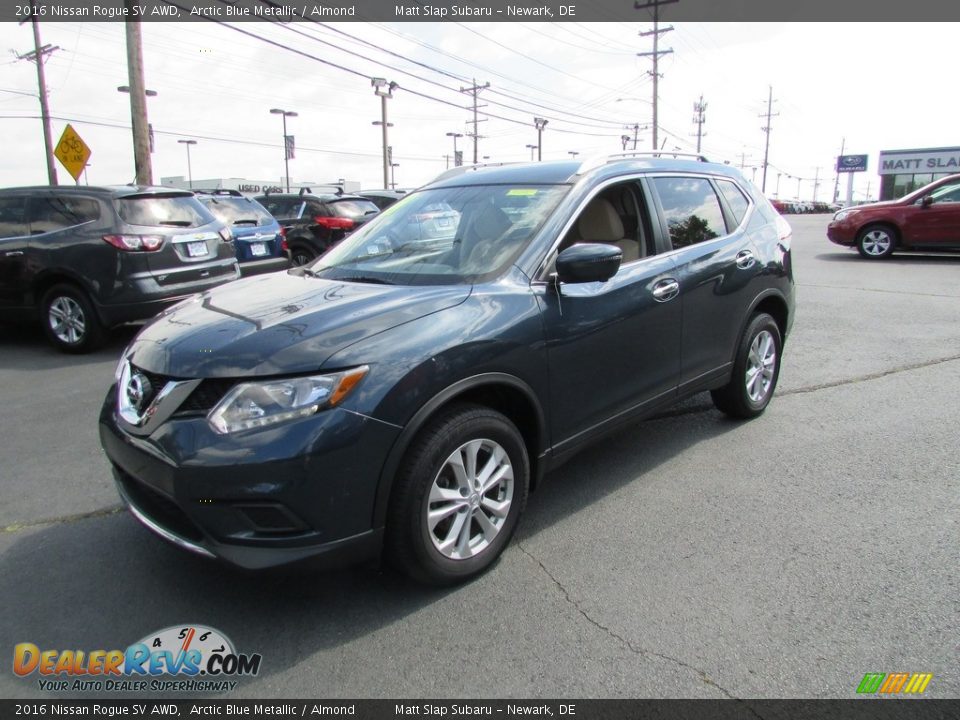 2016 Nissan Rogue SV AWD Arctic Blue Metallic / Almond Photo #2