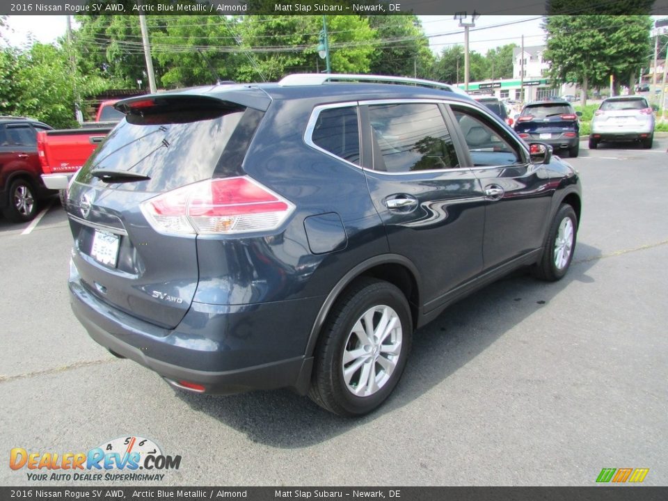 2016 Nissan Rogue SV AWD Arctic Blue Metallic / Almond Photo #6