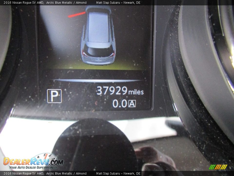 2016 Nissan Rogue SV AWD Arctic Blue Metallic / Almond Photo #28