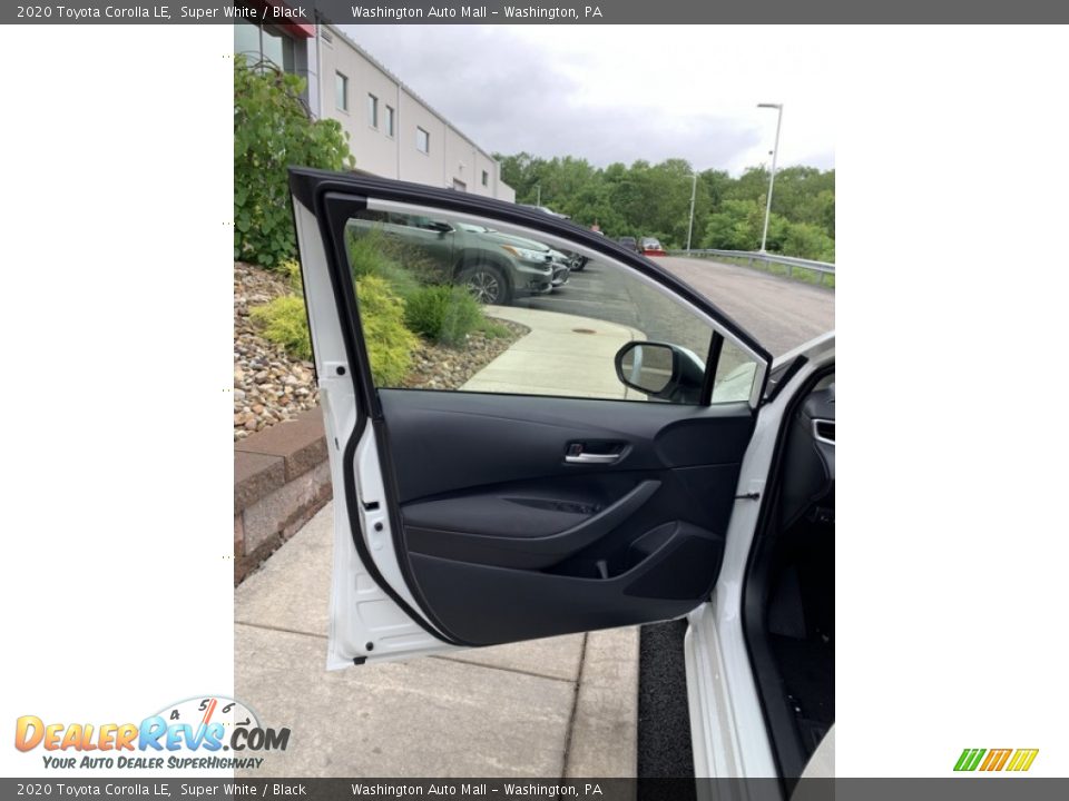 2020 Toyota Corolla LE Super White / Black Photo #8