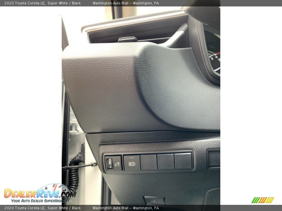 2020 Toyota Corolla LE Super White / Black Photo #14