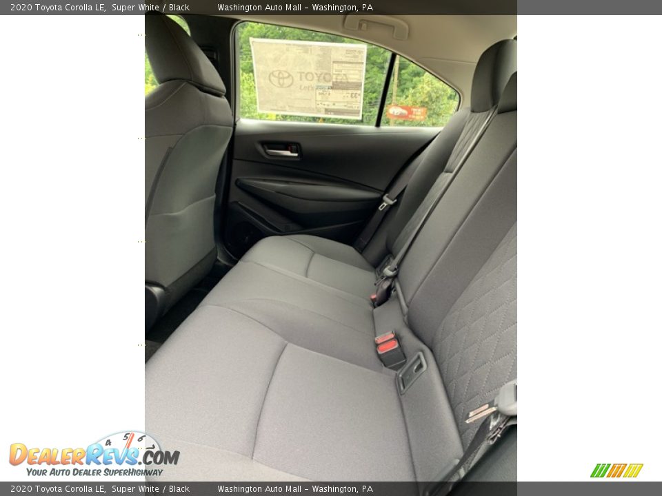 2020 Toyota Corolla LE Super White / Black Photo #18