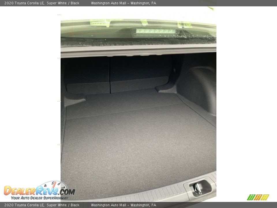 2020 Toyota Corolla LE Super White / Black Photo #23