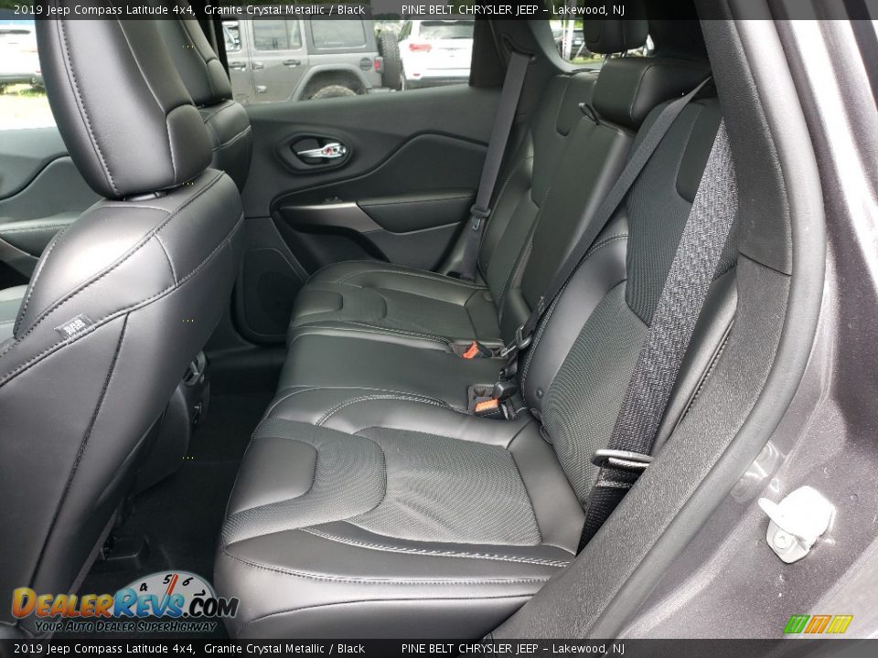 2019 Jeep Compass Latitude 4x4 Granite Crystal Metallic / Black Photo #6