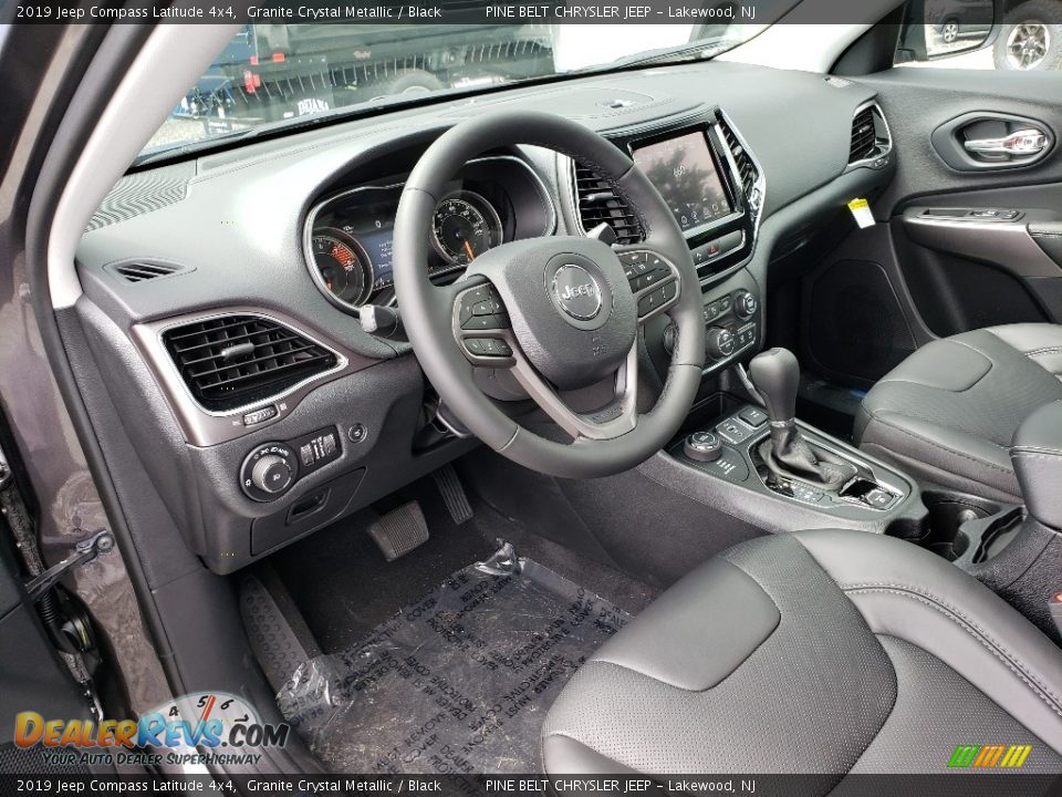 2019 Jeep Compass Latitude 4x4 Granite Crystal Metallic / Black Photo #7
