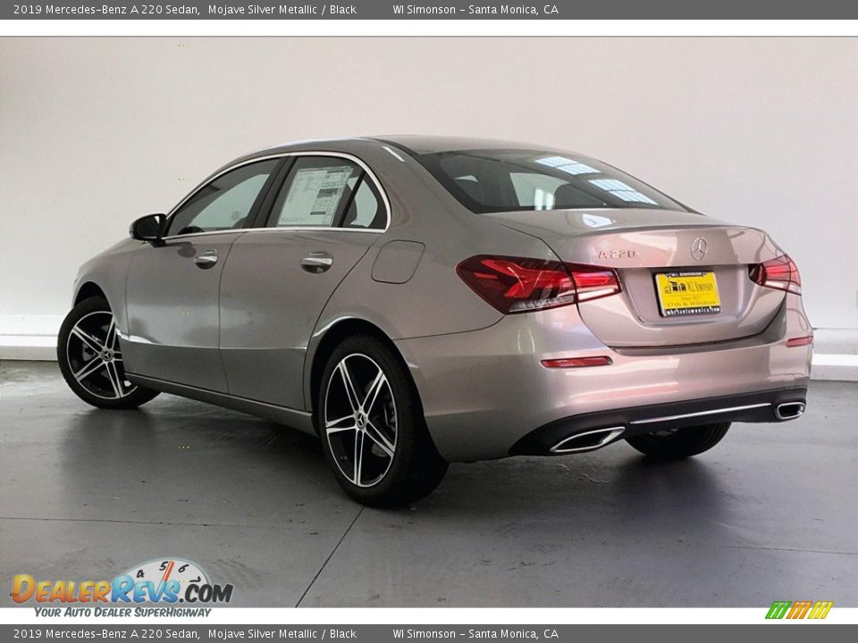 2019 Mercedes-Benz A 220 Sedan Mojave Silver Metallic / Black Photo #2