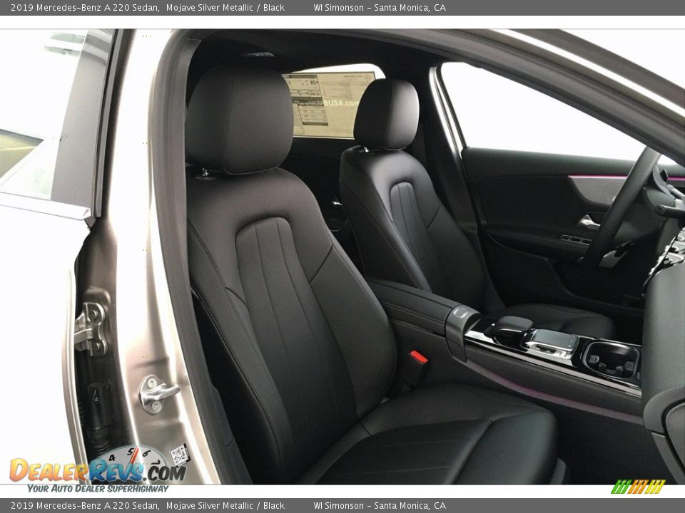 2019 Mercedes-Benz A 220 Sedan Mojave Silver Metallic / Black Photo #5