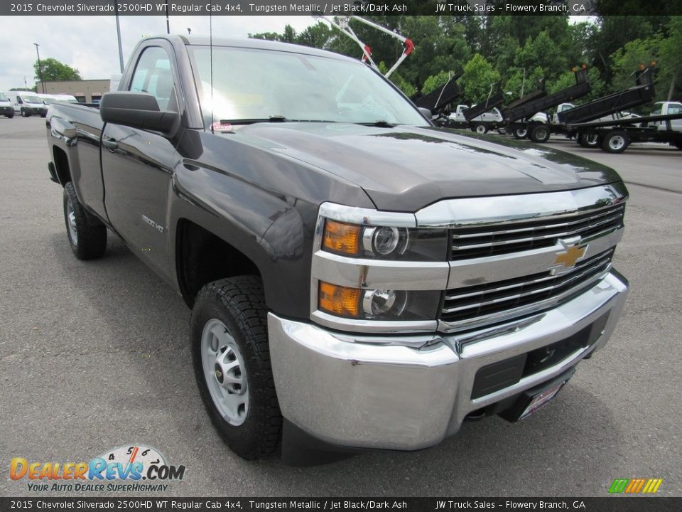 Front 3/4 View of 2015 Chevrolet Silverado 2500HD WT Regular Cab 4x4 Photo #7