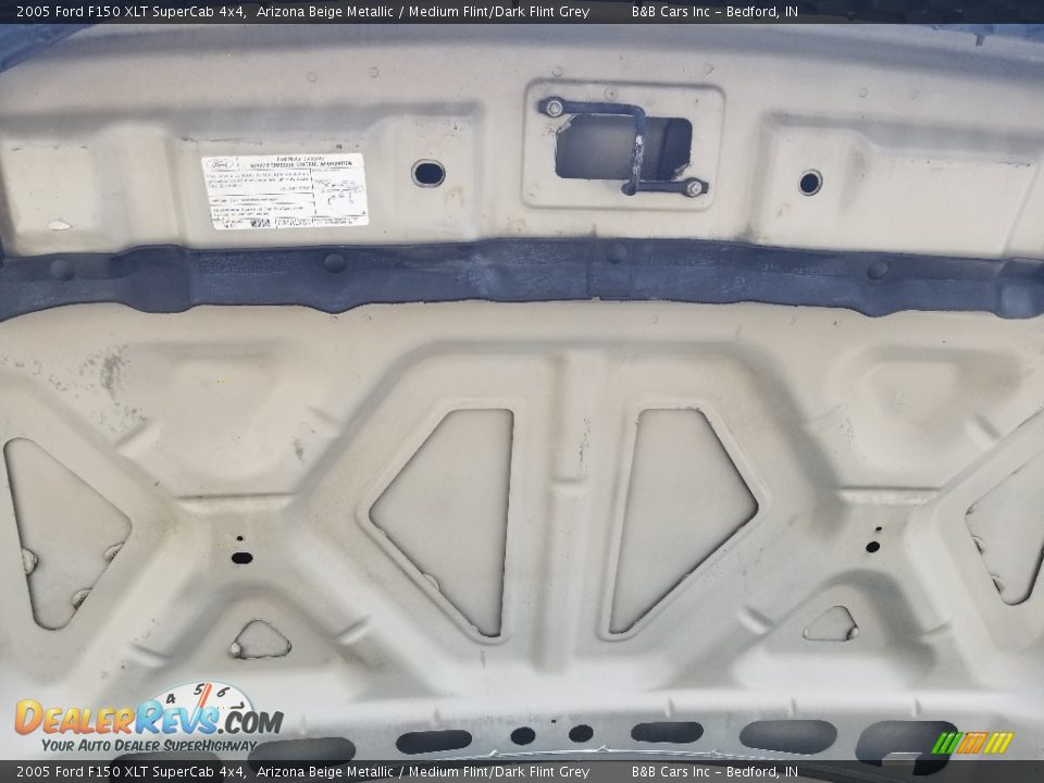 2005 Ford F150 XLT SuperCab 4x4 Arizona Beige Metallic / Medium Flint/Dark Flint Grey Photo #27