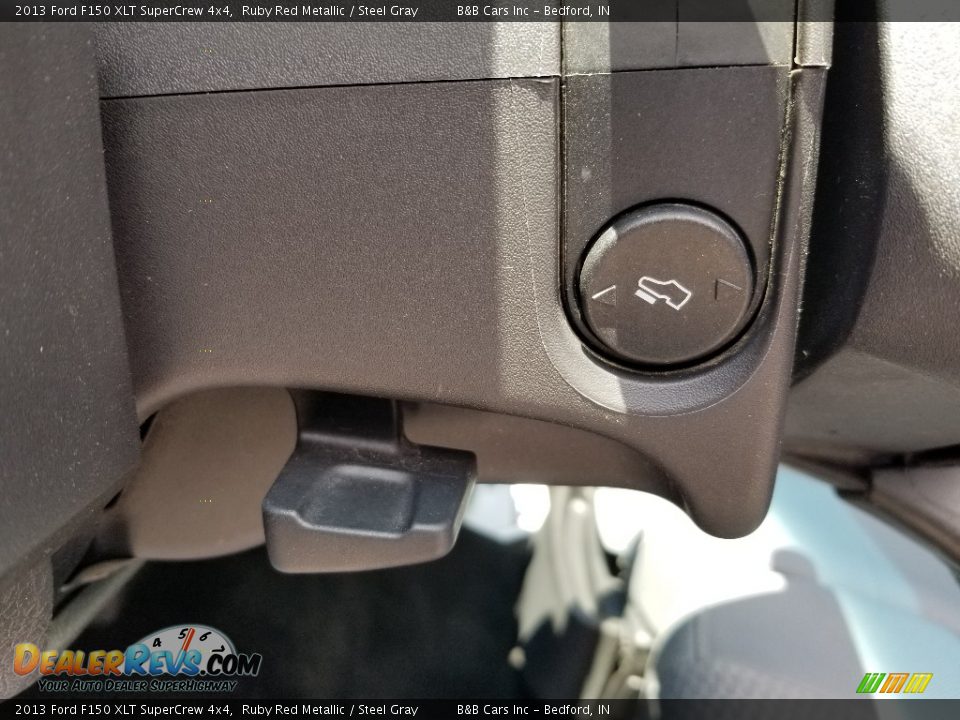 2013 Ford F150 XLT SuperCrew 4x4 Ruby Red Metallic / Steel Gray Photo #25