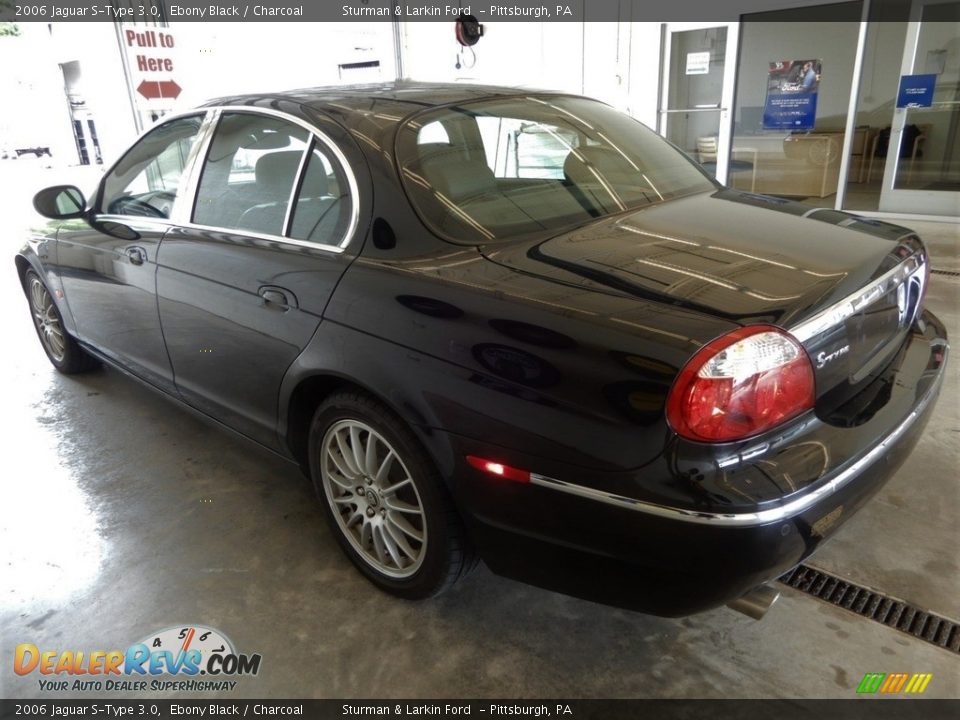 2006 Jaguar S-Type 3.0 Ebony Black / Charcoal Photo #9