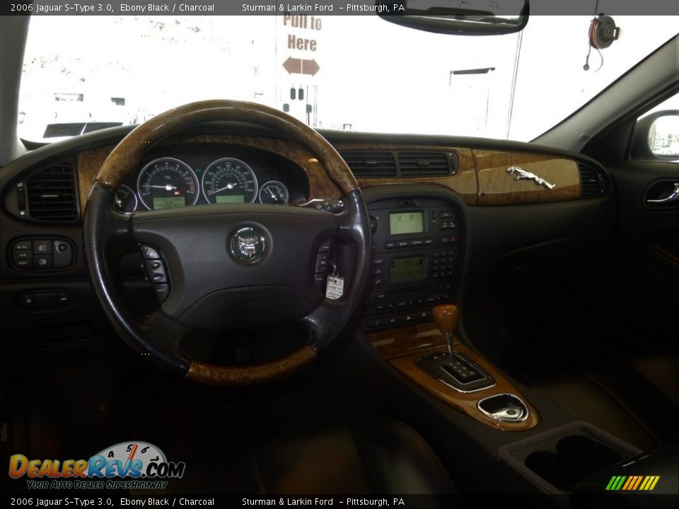 2006 Jaguar S-Type 3.0 Ebony Black / Charcoal Photo #17