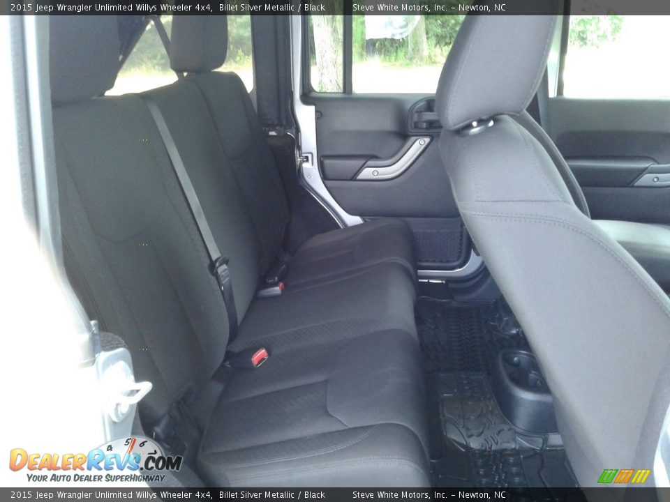 2015 Jeep Wrangler Unlimited Willys Wheeler 4x4 Billet Silver Metallic / Black Photo #13
