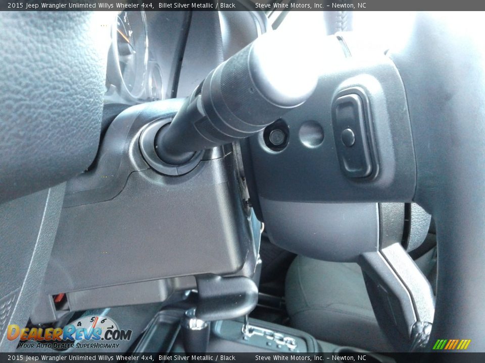 2015 Jeep Wrangler Unlimited Willys Wheeler 4x4 Billet Silver Metallic / Black Photo #15