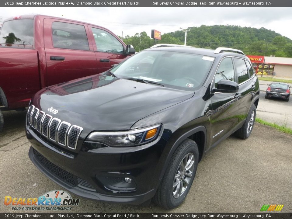 2019 Jeep Cherokee Latitude Plus 4x4 Diamond Black Crystal Pearl / Black Photo #1