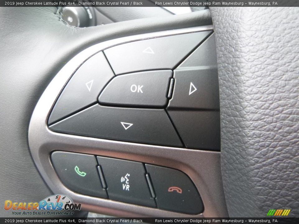 2019 Jeep Cherokee Latitude Plus 4x4 Diamond Black Crystal Pearl / Black Photo #18