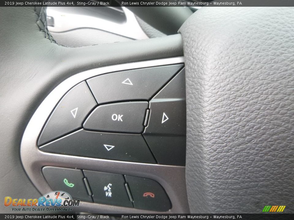 2019 Jeep Cherokee Latitude Plus 4x4 Sting-Gray / Black Photo #18