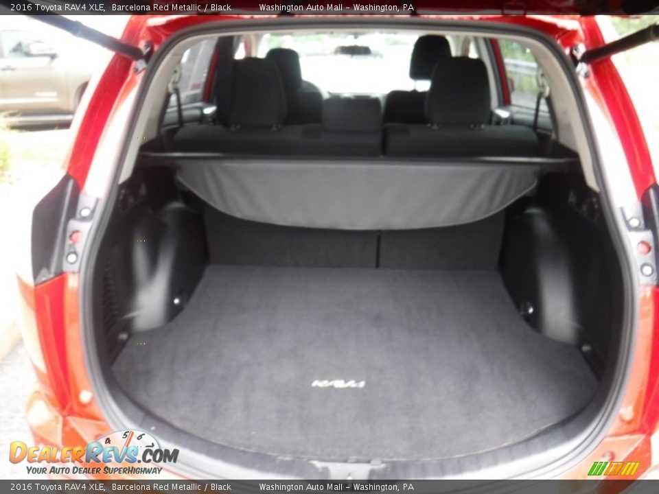 2016 Toyota RAV4 XLE Barcelona Red Metallic / Black Photo #24