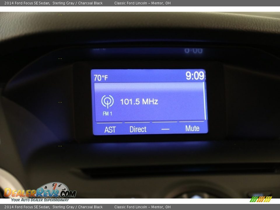2014 Ford Focus SE Sedan Sterling Gray / Charcoal Black Photo #10