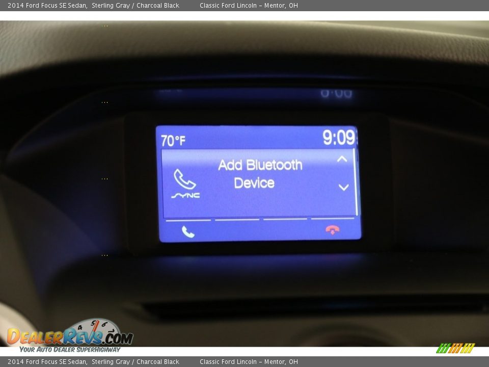 2014 Ford Focus SE Sedan Sterling Gray / Charcoal Black Photo #11