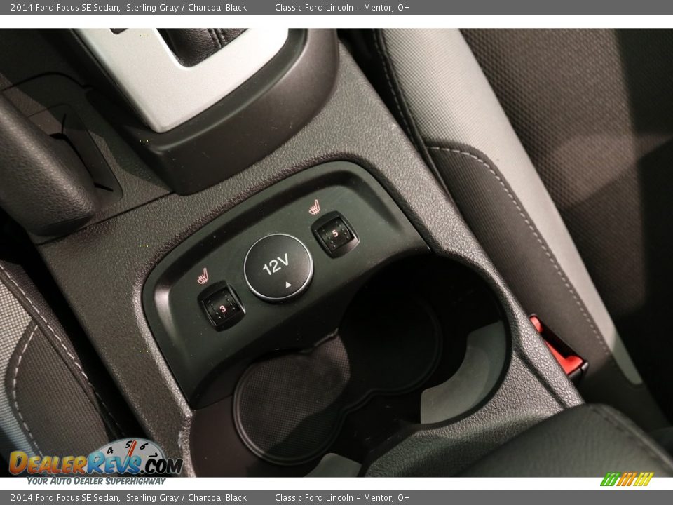 2014 Ford Focus SE Sedan Sterling Gray / Charcoal Black Photo #13