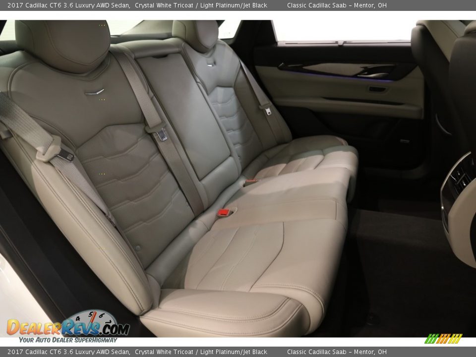 2017 Cadillac CT6 3.6 Luxury AWD Sedan Crystal White Tricoat / Light Platinum/Jet Black Photo #17