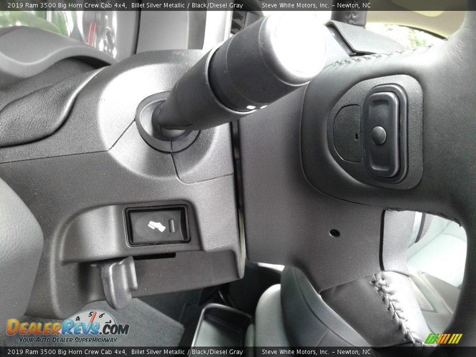 2019 Ram 3500 Big Horn Crew Cab 4x4 Billet Silver Metallic / Black/Diesel Gray Photo #17