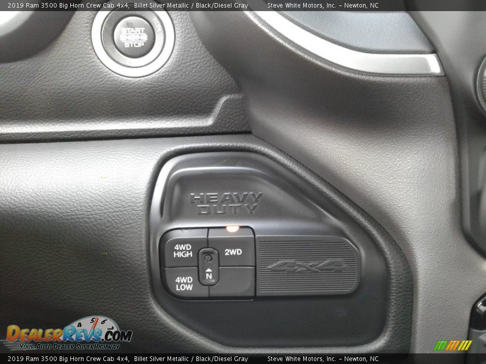 2019 Ram 3500 Big Horn Crew Cab 4x4 Billet Silver Metallic / Black/Diesel Gray Photo #27