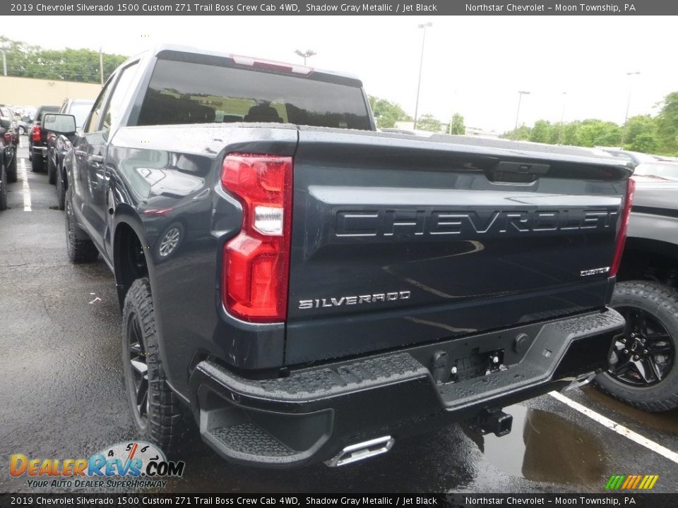 2019 Chevrolet Silverado 1500 Custom Z71 Trail Boss Crew Cab 4WD Shadow Gray Metallic / Jet Black Photo #3