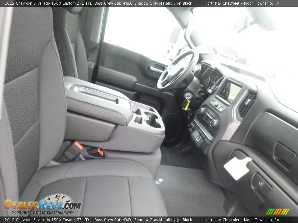 2019 Chevrolet Silverado 1500 Custom Z71 Trail Boss Crew Cab 4WD Shadow Gray Metallic / Jet Black Photo #10