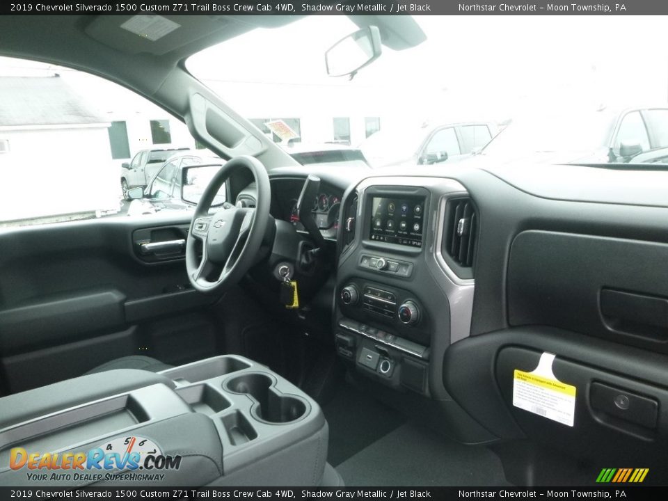 2019 Chevrolet Silverado 1500 Custom Z71 Trail Boss Crew Cab 4WD Shadow Gray Metallic / Jet Black Photo #11