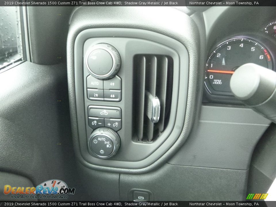 2019 Chevrolet Silverado 1500 Custom Z71 Trail Boss Crew Cab 4WD Shadow Gray Metallic / Jet Black Photo #20