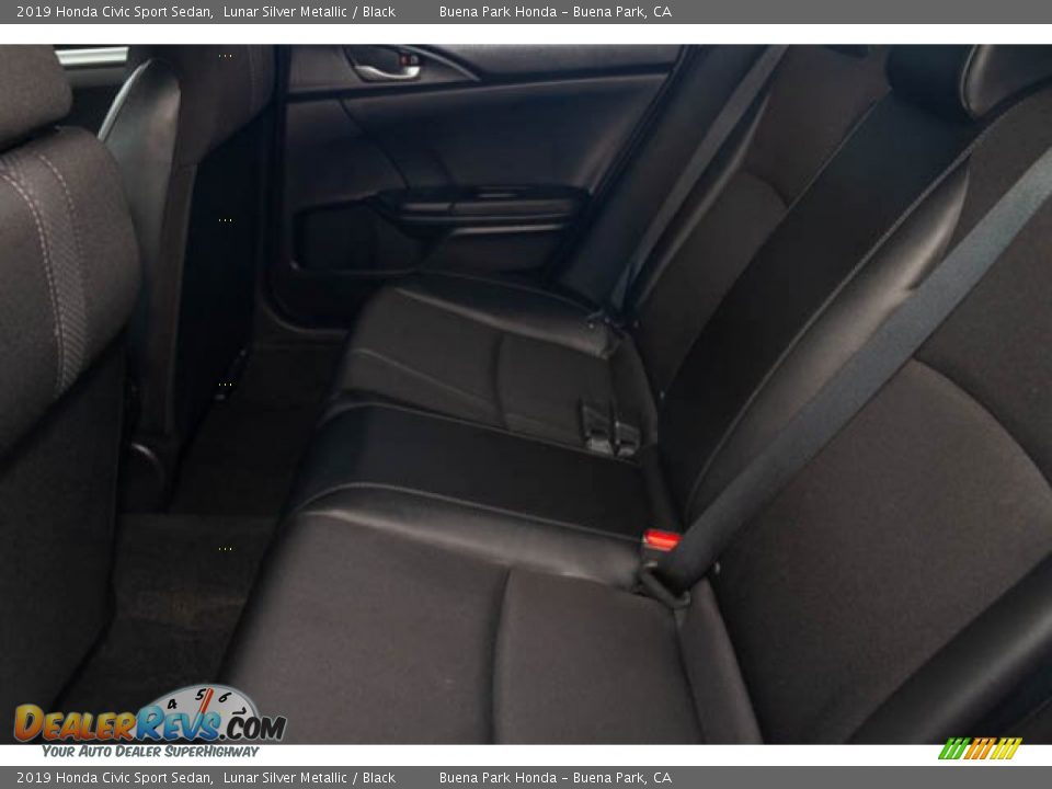 2019 Honda Civic Sport Sedan Lunar Silver Metallic / Black Photo #4