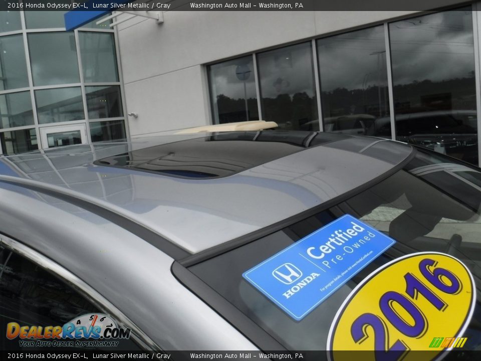 2016 Honda Odyssey EX-L Lunar Silver Metallic / Gray Photo #3