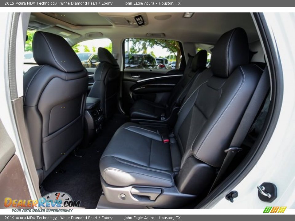 2019 Acura MDX Technology White Diamond Pearl / Ebony Photo #17