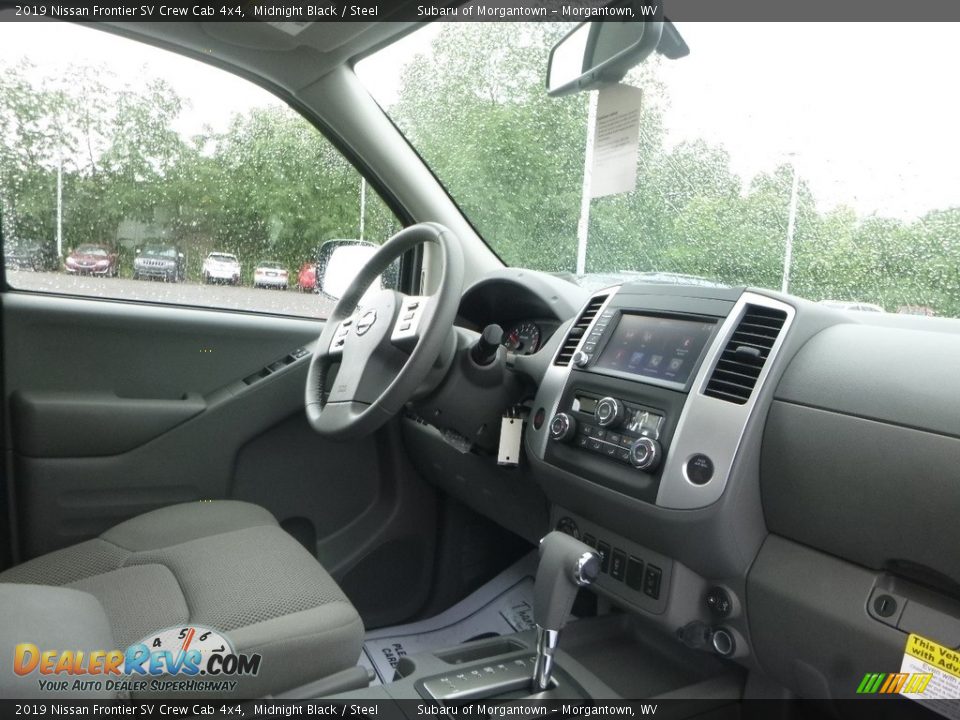 2019 Nissan Frontier SV Crew Cab 4x4 Midnight Black / Steel Photo #11