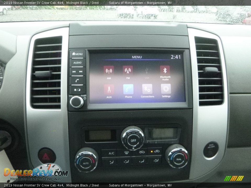 2019 Nissan Frontier SV Crew Cab 4x4 Midnight Black / Steel Photo #17