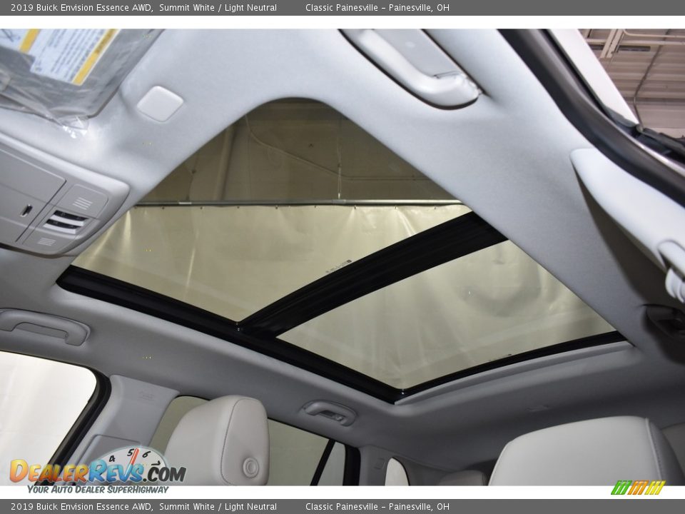 2019 Buick Envision Essence AWD Summit White / Light Neutral Photo #6