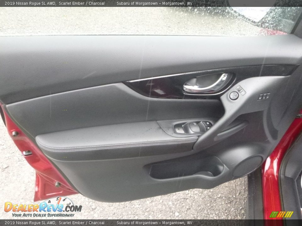2019 Nissan Rogue SL AWD Scarlet Ember / Charcoal Photo #13